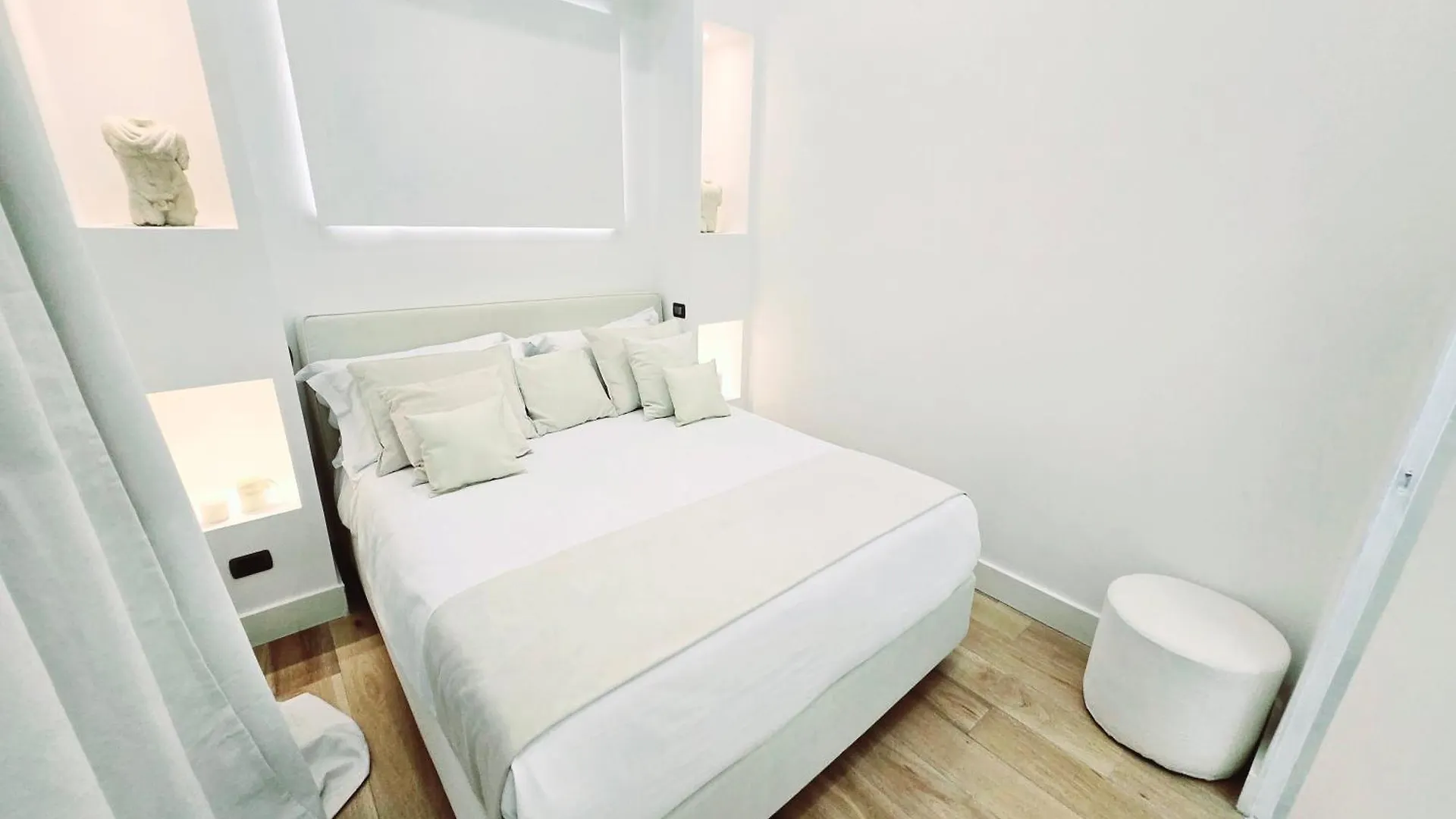 B89 Luxury Gallery House Piazza Di Spagna Rome Italy