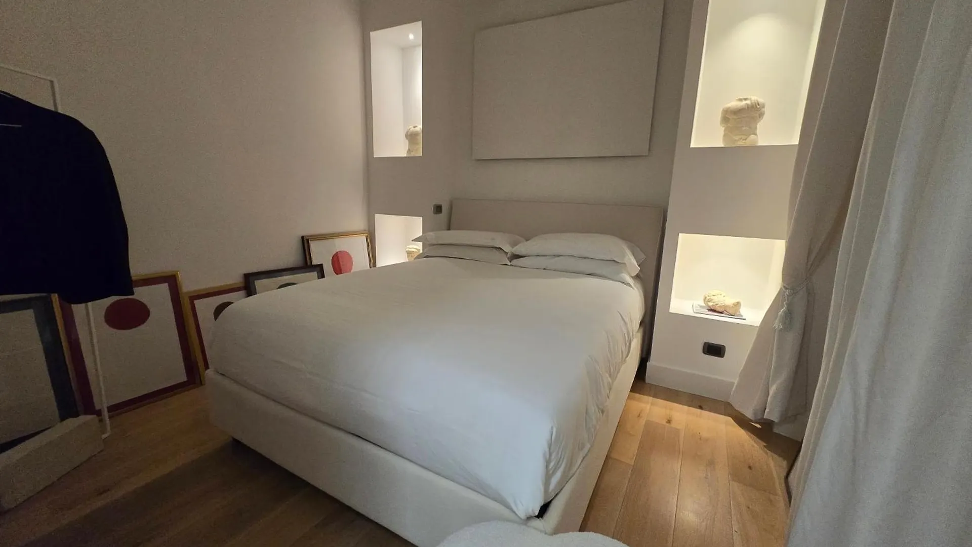 Apartment B89 Luxury Gallery House Piazza Di Spagna Rome