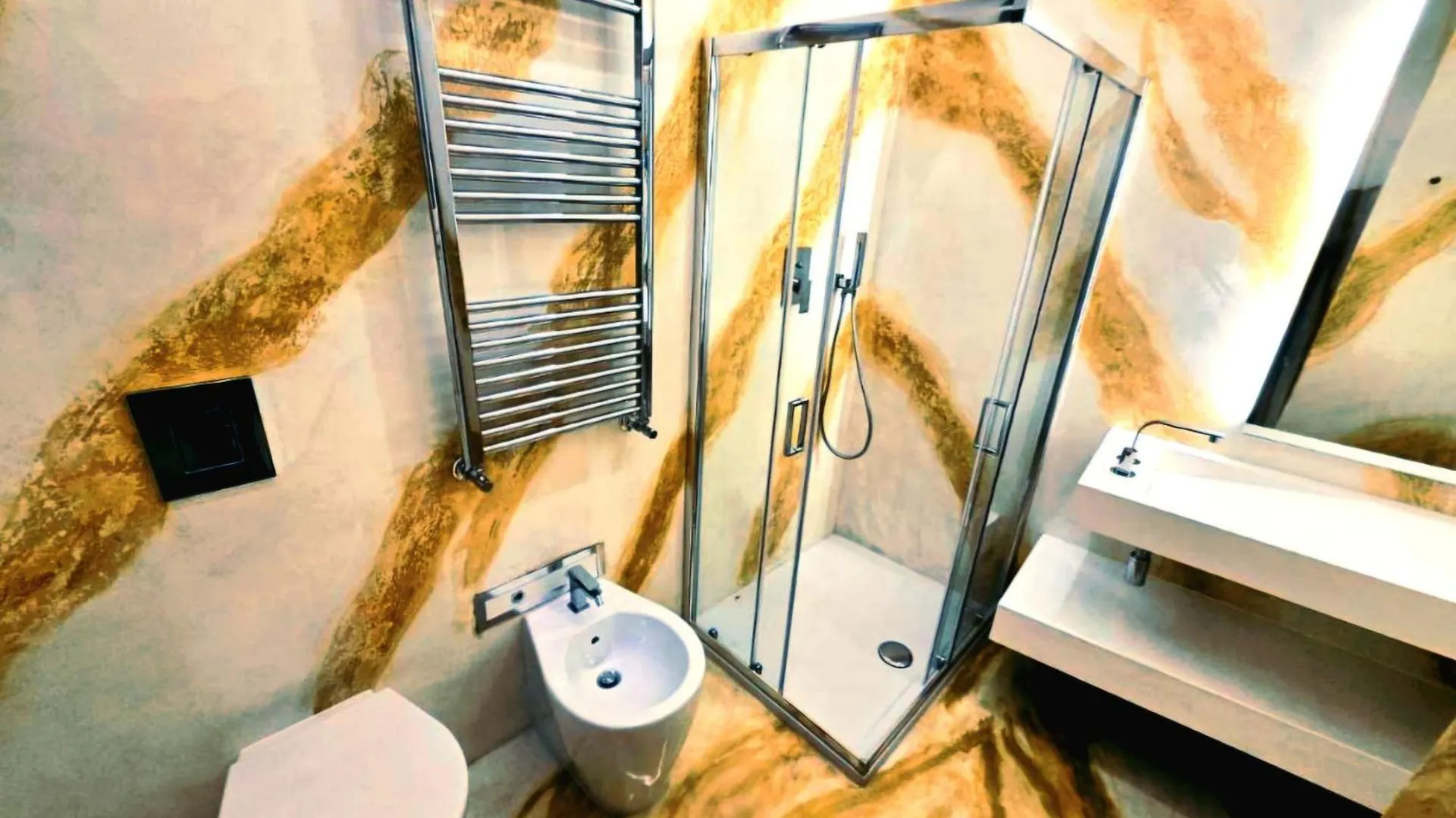 B89 Luxury Gallery House Piazza Di Spagna ローマ 0*,  イタリア