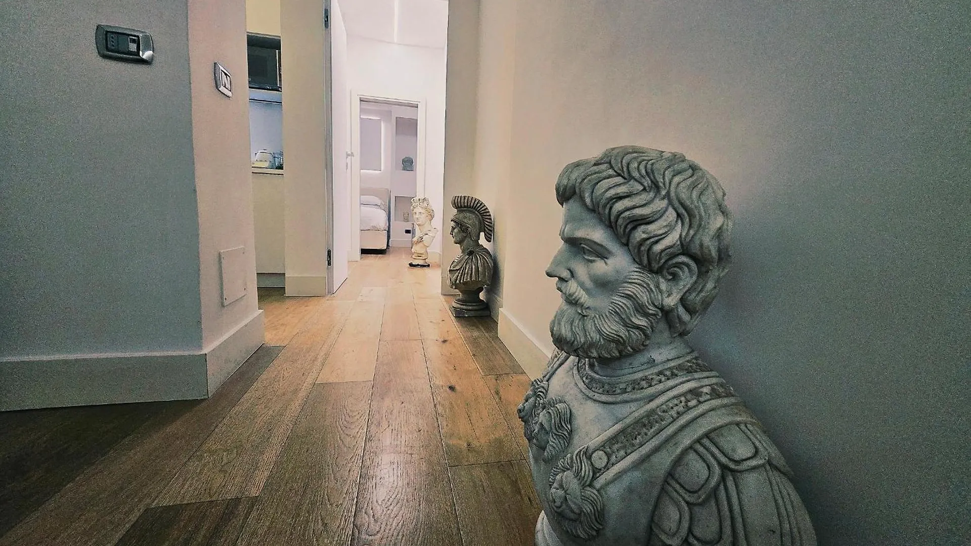 B89 Luxury Gallery House Piazza Di Spagna Rome 0*,  Italy