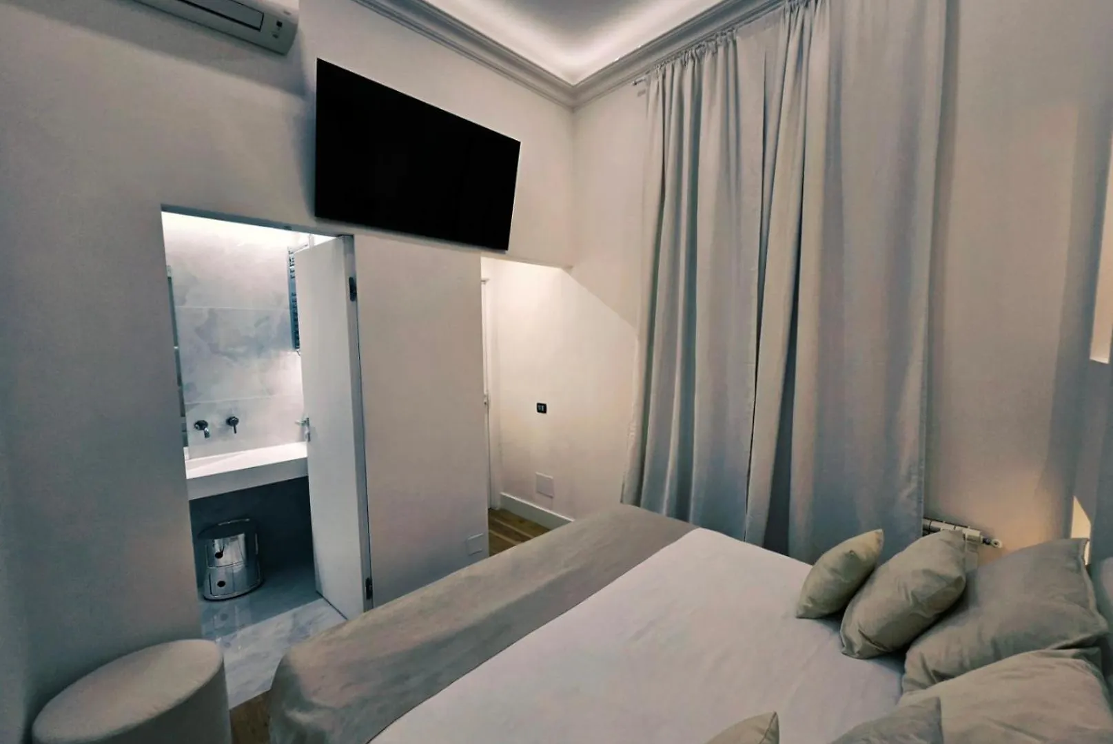 B89 Luxury Gallery House Piazza Di Spagna Rome Apartment
