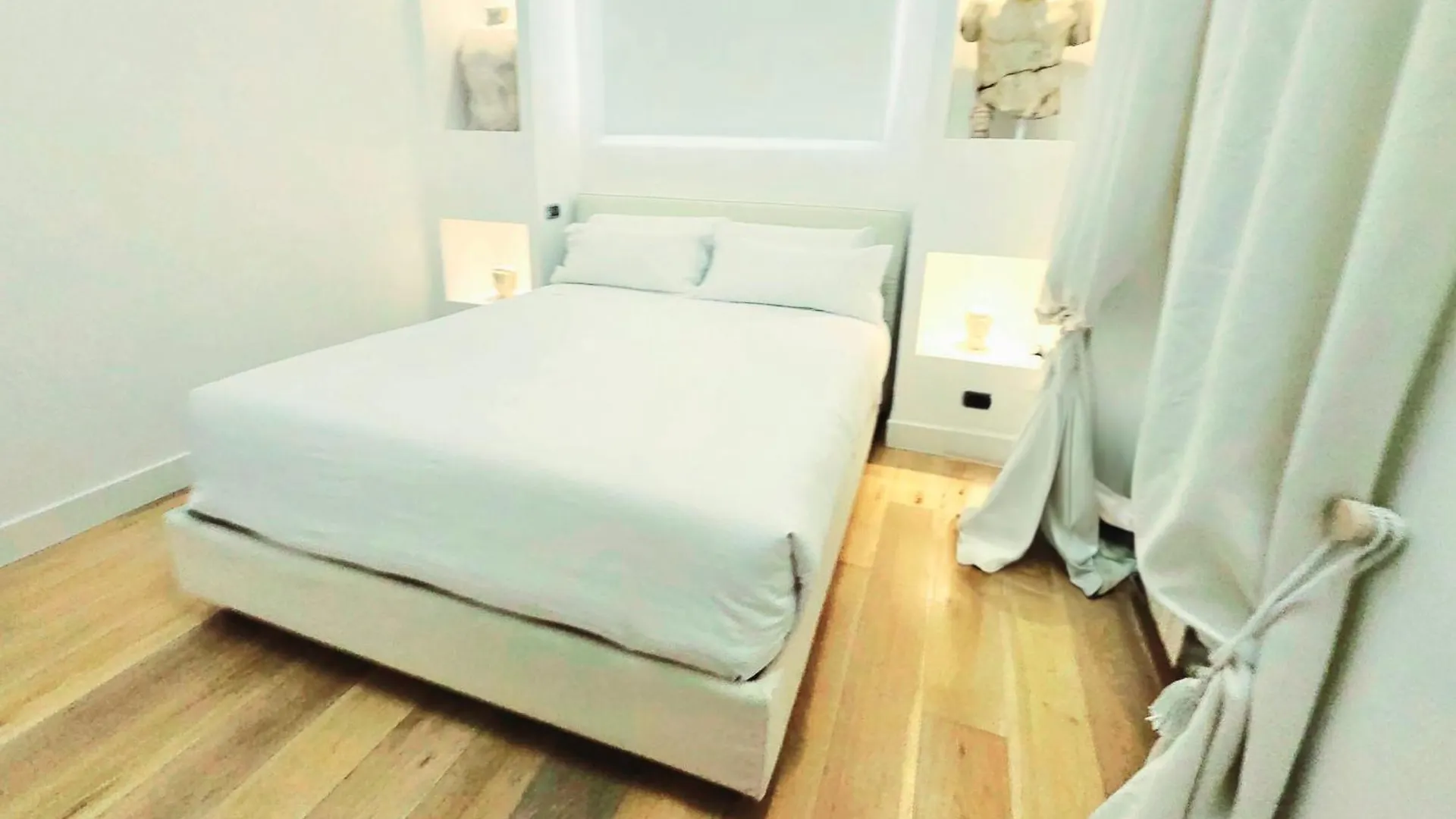 アパート B89 Luxury Gallery House Piazza Di Spagna ローマ イタリア
