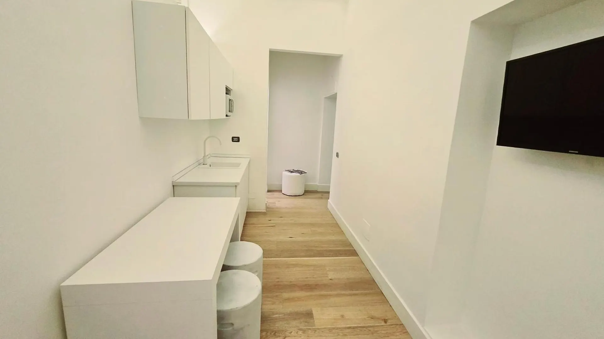 B89 Luxury Gallery House Piazza Di Spagna Rome 0*,  Italy
