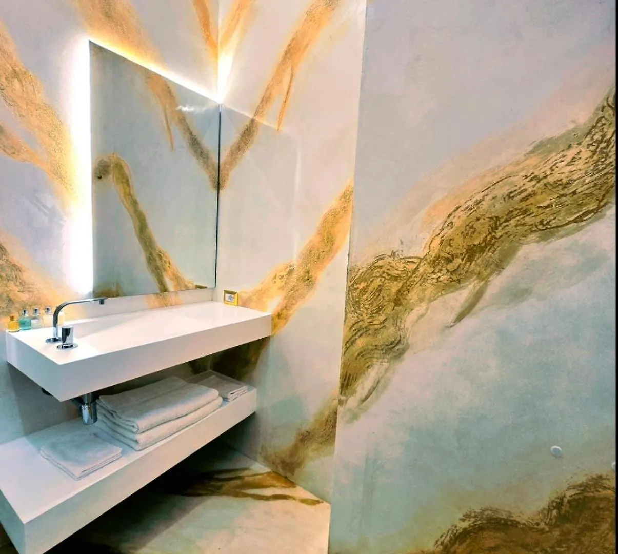 B89 Luxury Gallery House Piazza Di Spagna Rome Italy